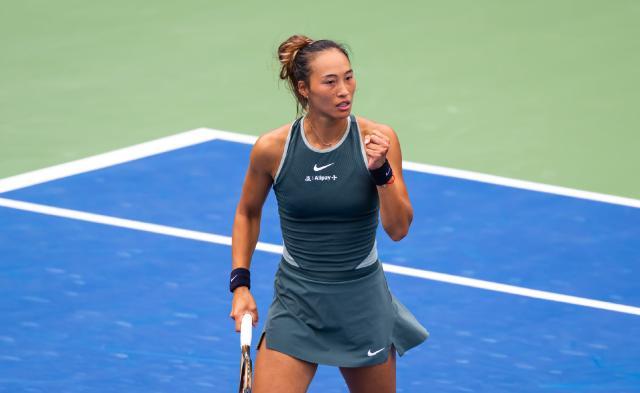 1725114247939095958.jpg IM电竞-郑钦文:“如果我多赢一点,就可以少哭一点”