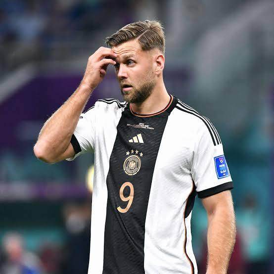 1711118680327013465.jpg 但愿,纳帅不要重蹈自己、勒夫和弗利克的覆辙