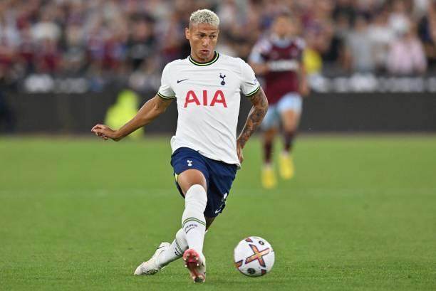 1661999378880057062.jpg IM电竞官网-进球送到脚边都能被乌龙?心魔作祟孙兴慜5场球荒