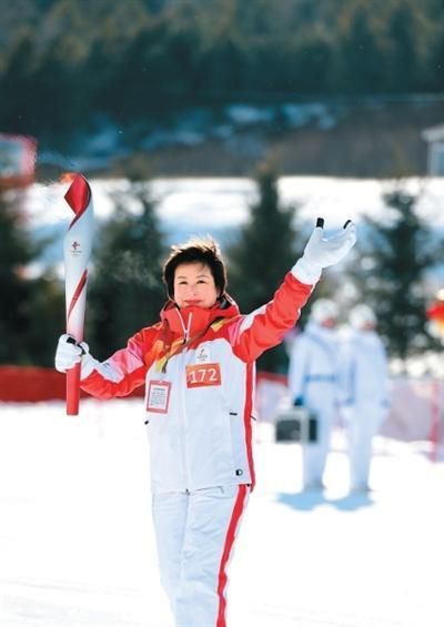 IM esports-中国冰雪，加油！杨扬、武大靖等写给米兰冬奥中国健儿的信|冬奥会|AC米兰|米兰冬奥会|中国体育|冰壶_新浪新闻