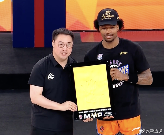 IM电竞官网-比肩姚明！古德温当选FMVP：成上海队史第2人 外援历史第9人|总决赛|CBA|古德温-马利费|哈桑-怀特塞德|上海男篮_新浪体育_新浪新闻